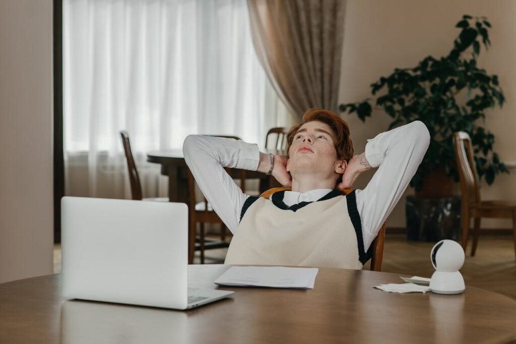 1040-ES vs W-4: Which Tax Form Do You Actually Need? (2026 Guide)