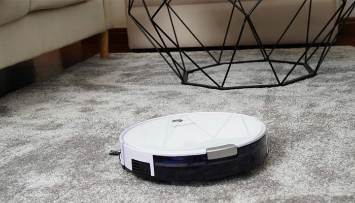 The husband’s use of robot vacuum to spy on his wife cost him dearly