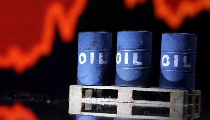 After the US, Iranian attacks, the oil prices in the global market increased by 1%