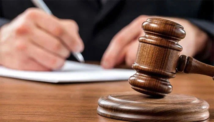 Karachi: Life imprisonment and fine to 9 accused in drug trafficking case