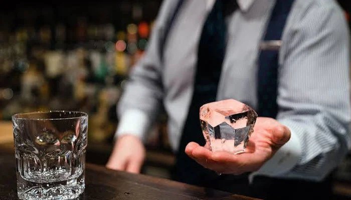 Japan’s luxury ice becomes the center of attention