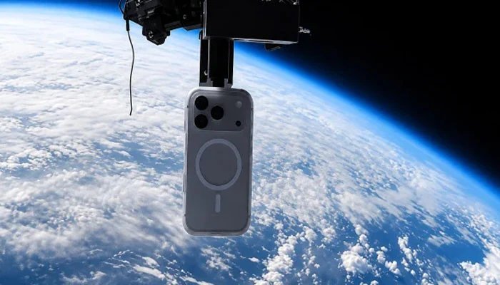 The iPhone 17 Pro has set a new record by surviving a fall from a height of 100,000 feet