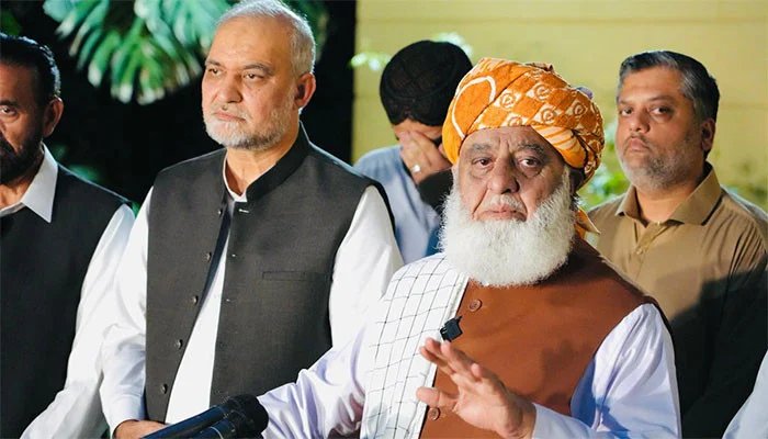 Supporter of Jamaat-e-Islami’s movement against petroleum levy, Fazlur Rehman