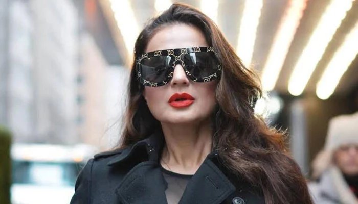 Mumbai: Amisha Patel’s house stolen, valuable jewelery missing