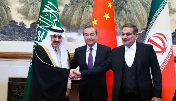 Saudi appeal, China contacts Iran to stop Houthis, Araqchi calls field marshal from Beijing