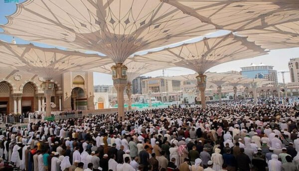 The attack on Makkah was strongly condemned in the Friday sermon of Masjid al-Haram and Masjid Nabawi