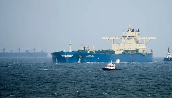 Oil sales hit 2-year high despite US blockade, Iran