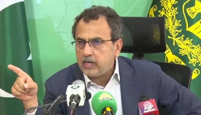 Govt virtually exiting power procurement from today: Owais Leghari
