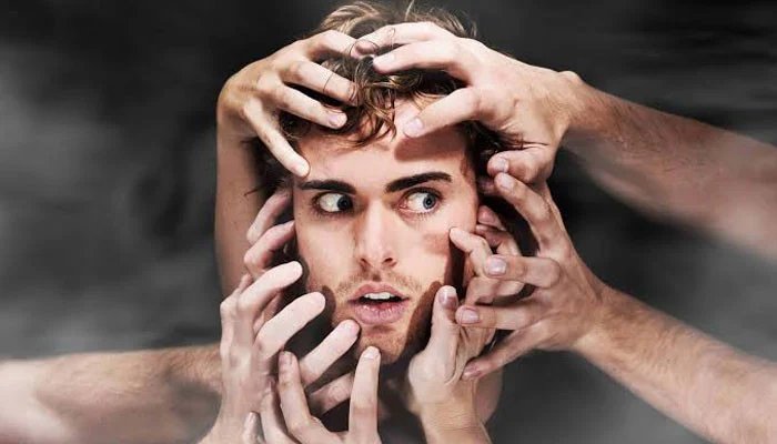 People with common eye disease may suffer from hallucinations: experts