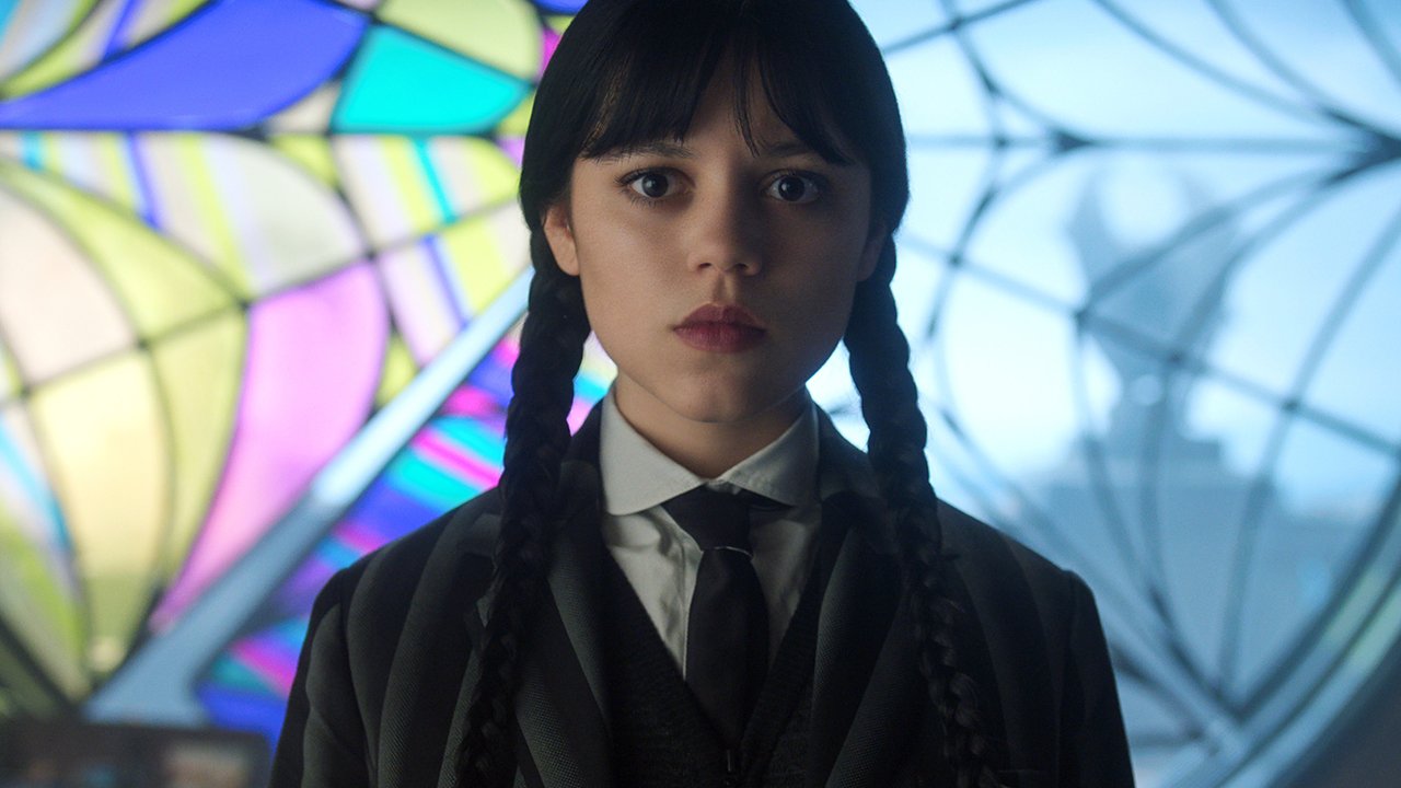 New data suggests that long waits between seasons are hurting viewership on Netflix